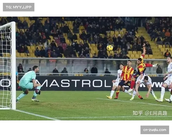 莱切对阵佛罗伦萨比赛延期，因场地条件不佳